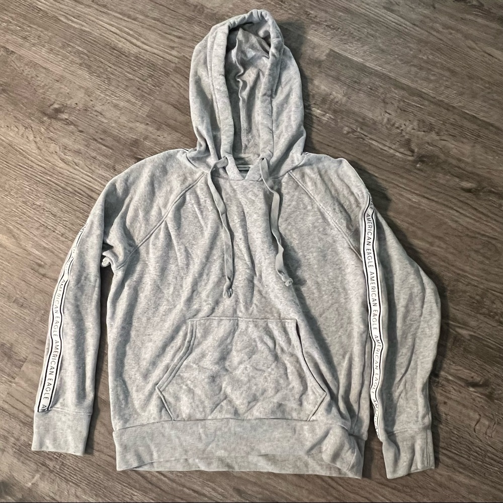 American Eagle grey hoodie